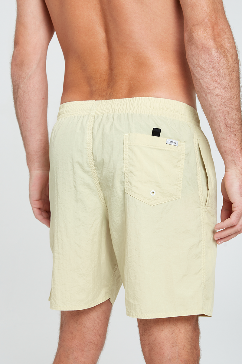 poliamidaamarela costas