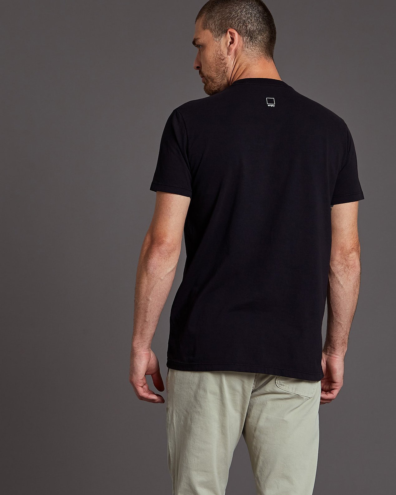 CAMISETA_FEELING_PRETO_02