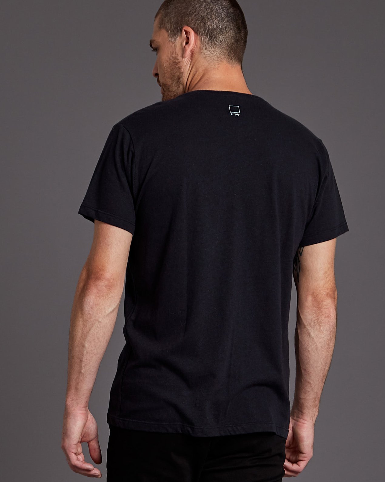 CAMISETA_SING_PRETA_03