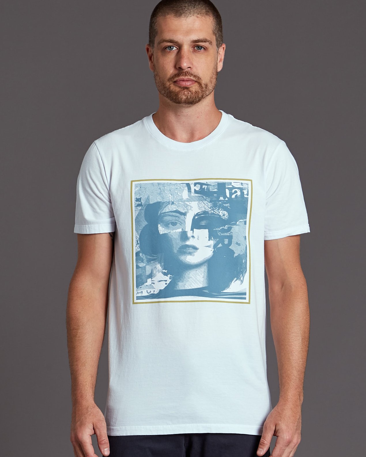 CAMISETA_WALL_BRANCA_02