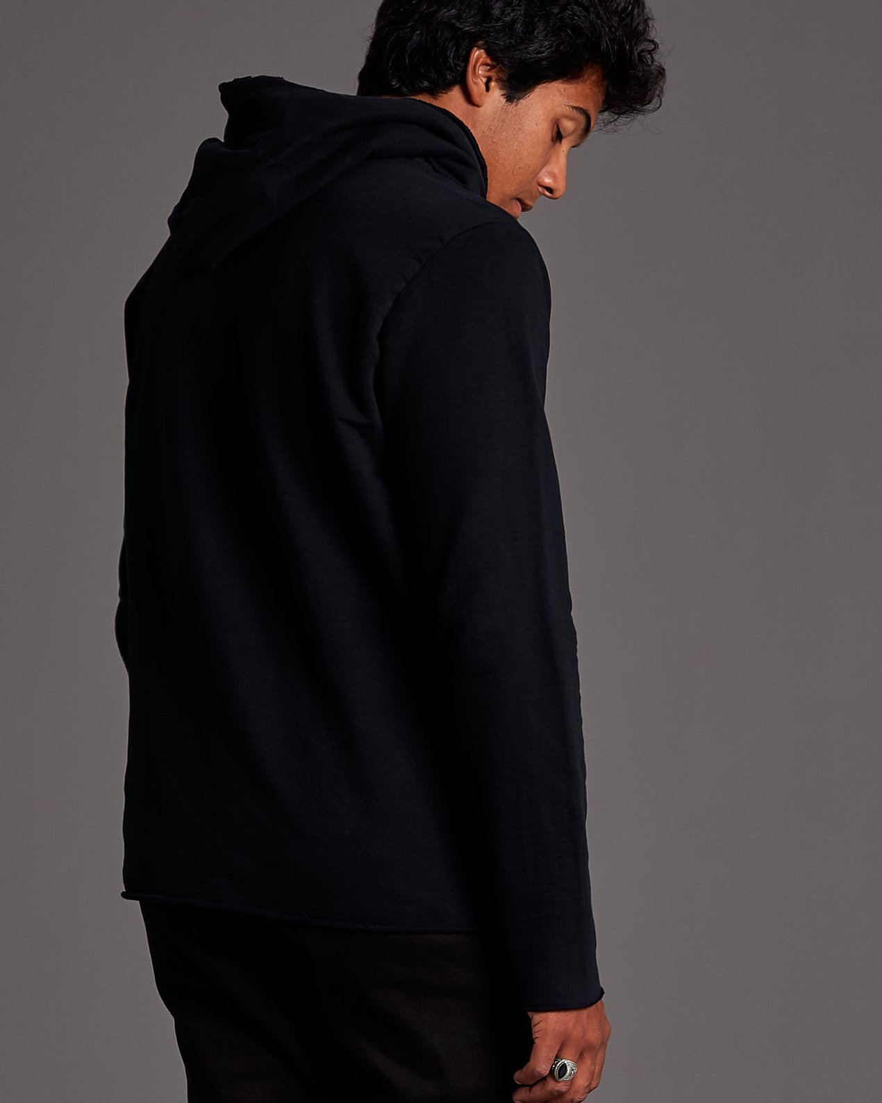 MOLETOM_CANGURU_CO_PRETO_06