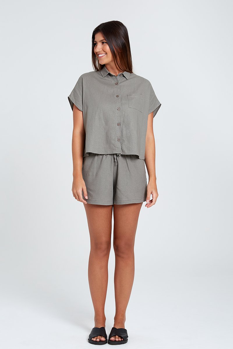 shortslinhocinza corpotodo