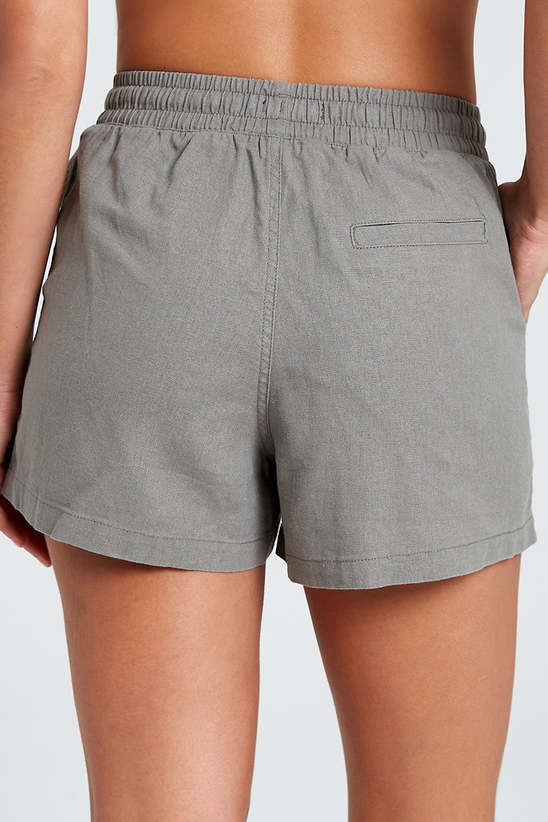 shortslinhocinza costas