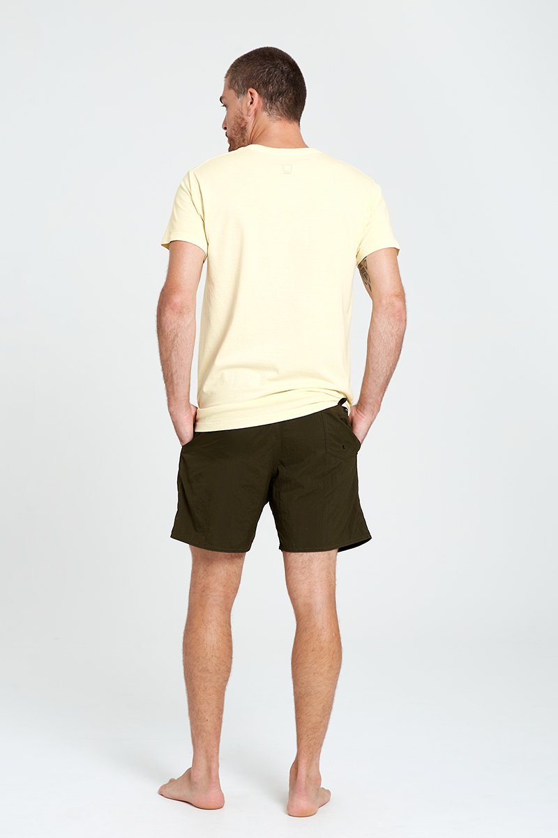 camisetayouneedtoamarela costas