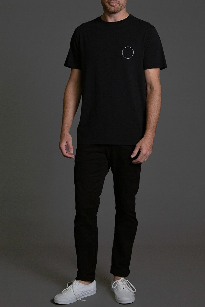 01 camiseta circle preto