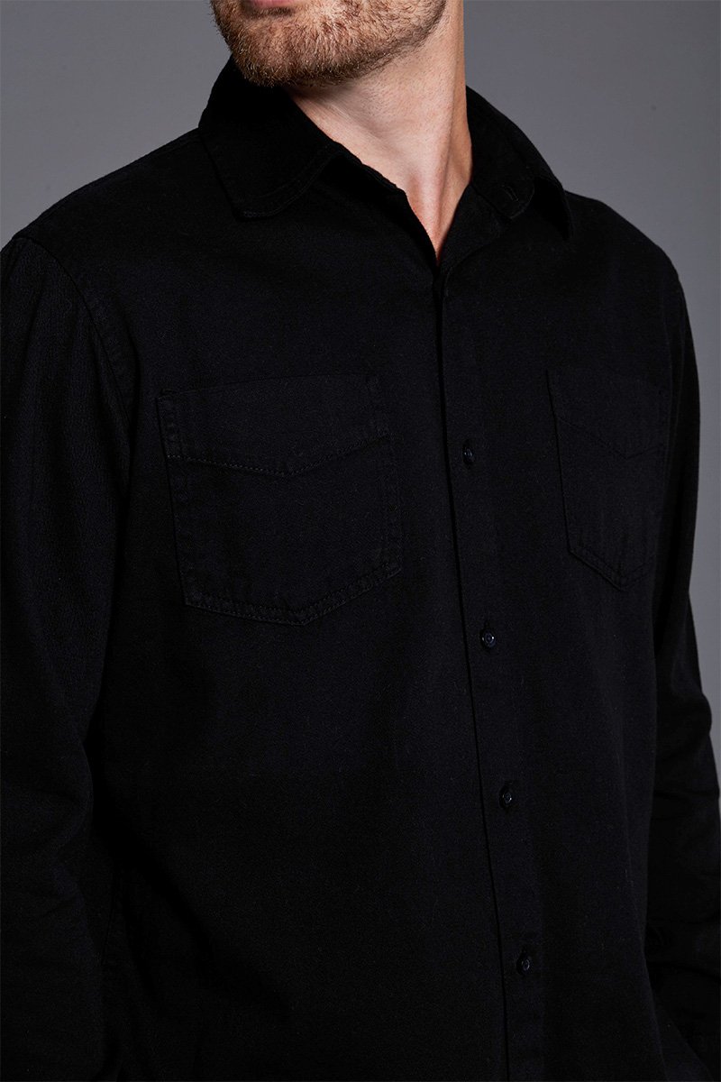 02 camisa versatille preto
