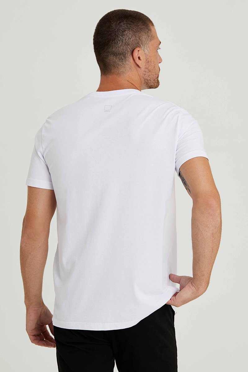 05 camiseta company branco