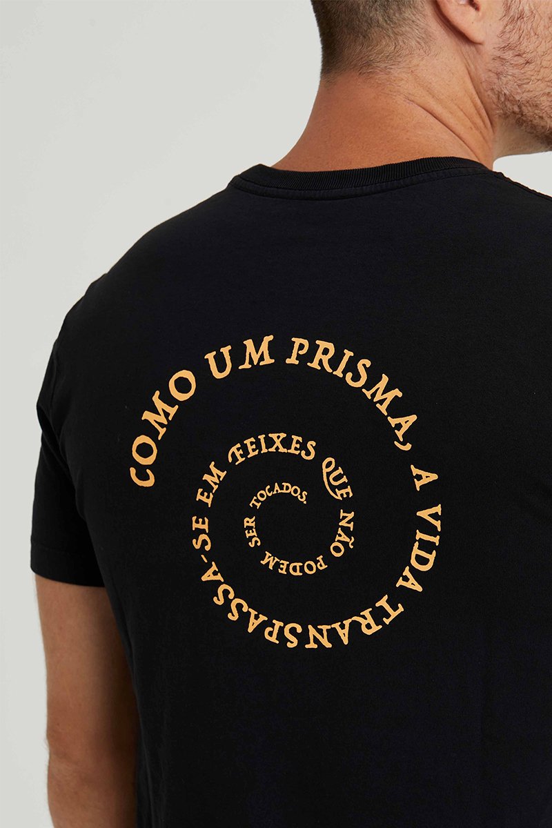 05 camiseta prisma preto