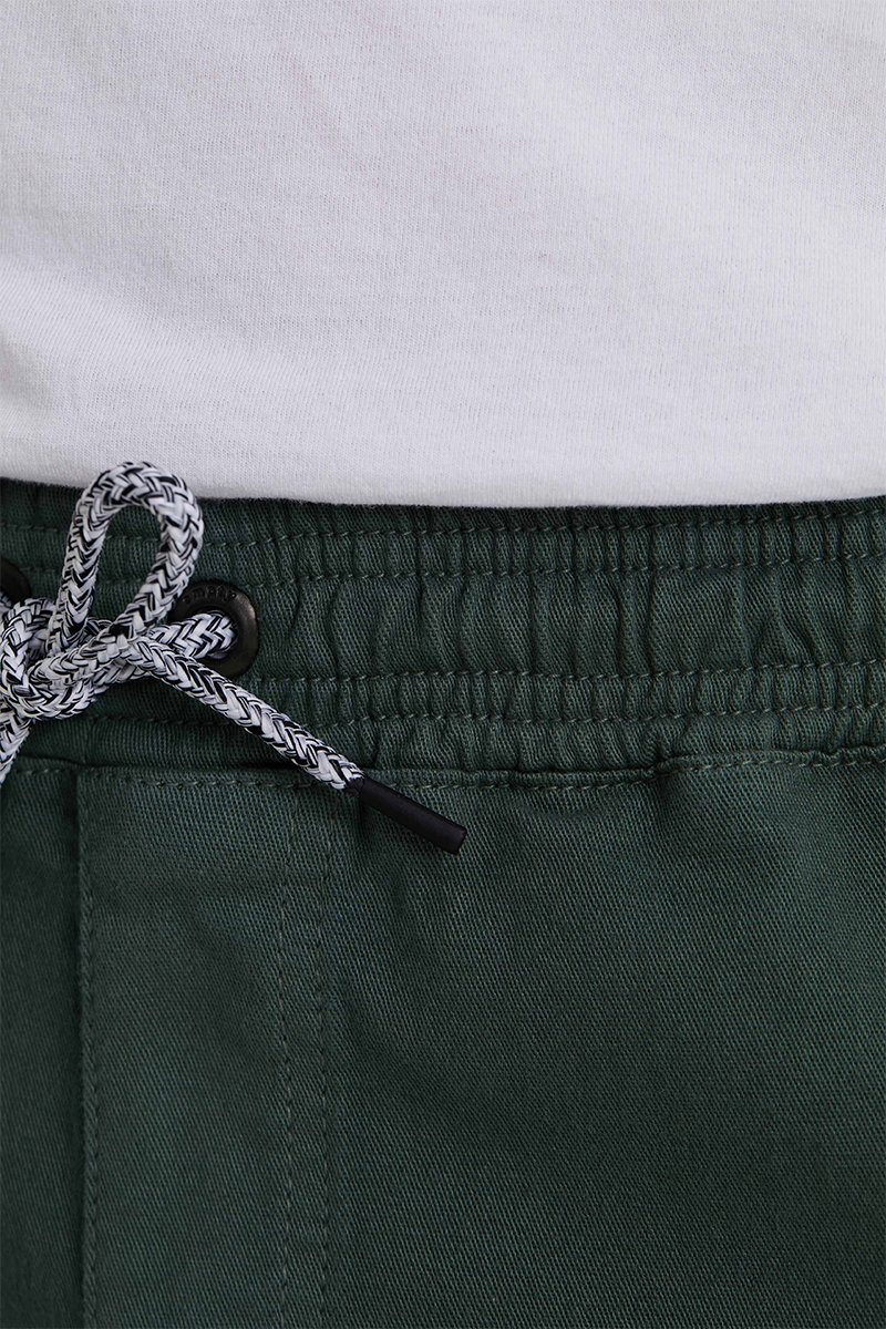 16 bermuda sarja cots marrom