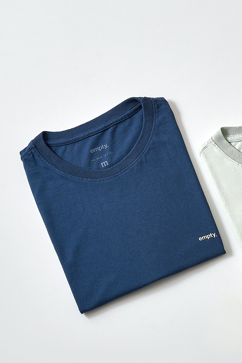 04 camiseta emptyco azul marinho