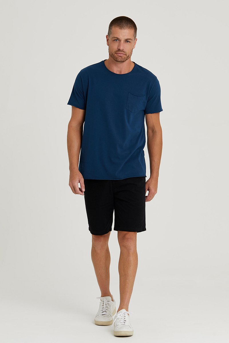 01 camiseta pocket fio azul marinho