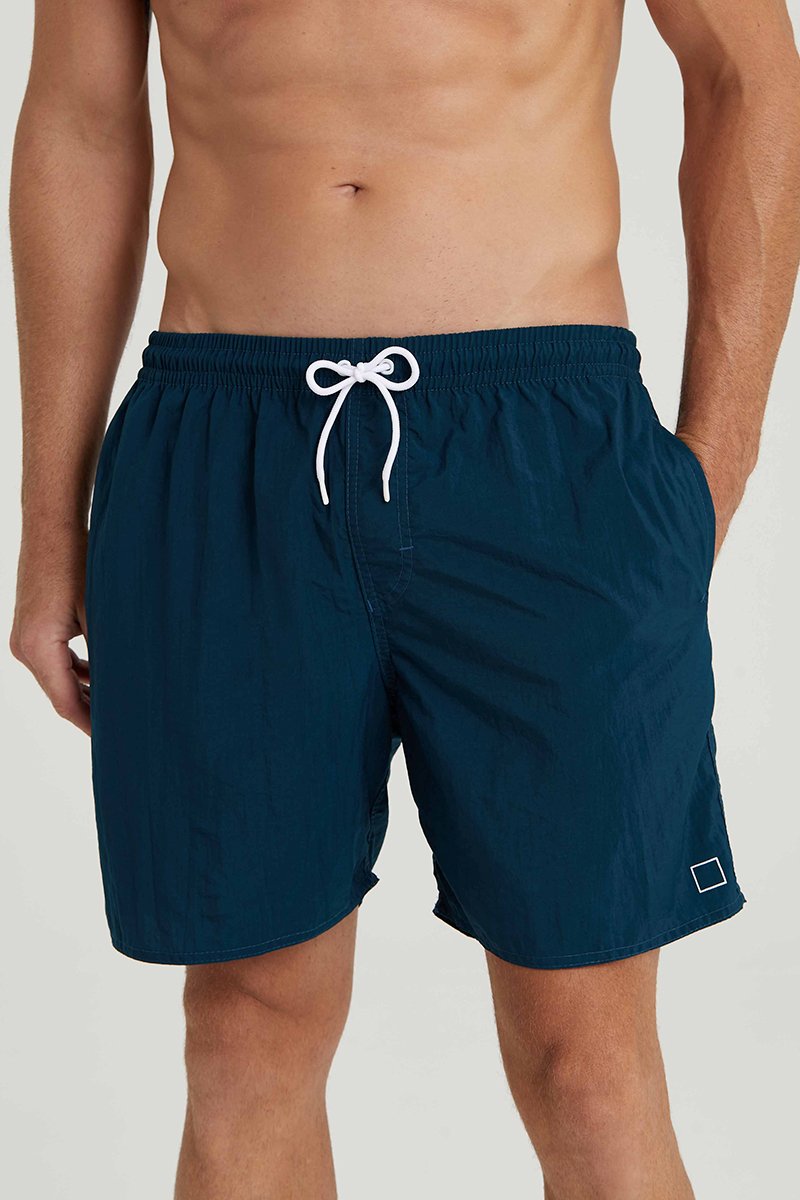 01 shorts poliamida verde escuro