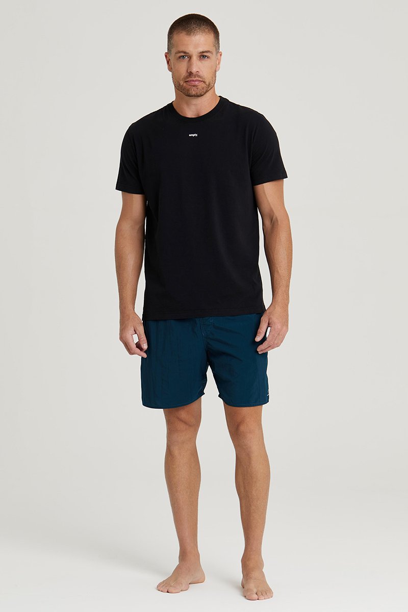 02 shorts poliamida verde escuro