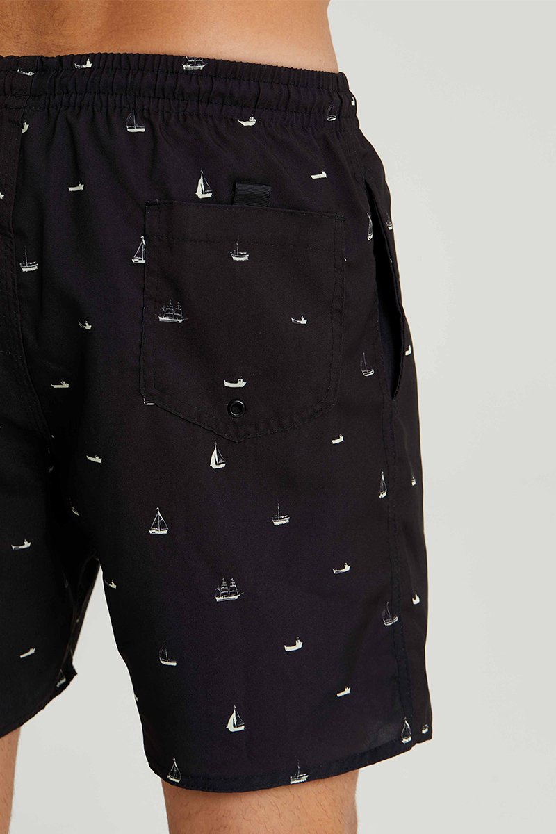 07 shorts jurere azul marinho