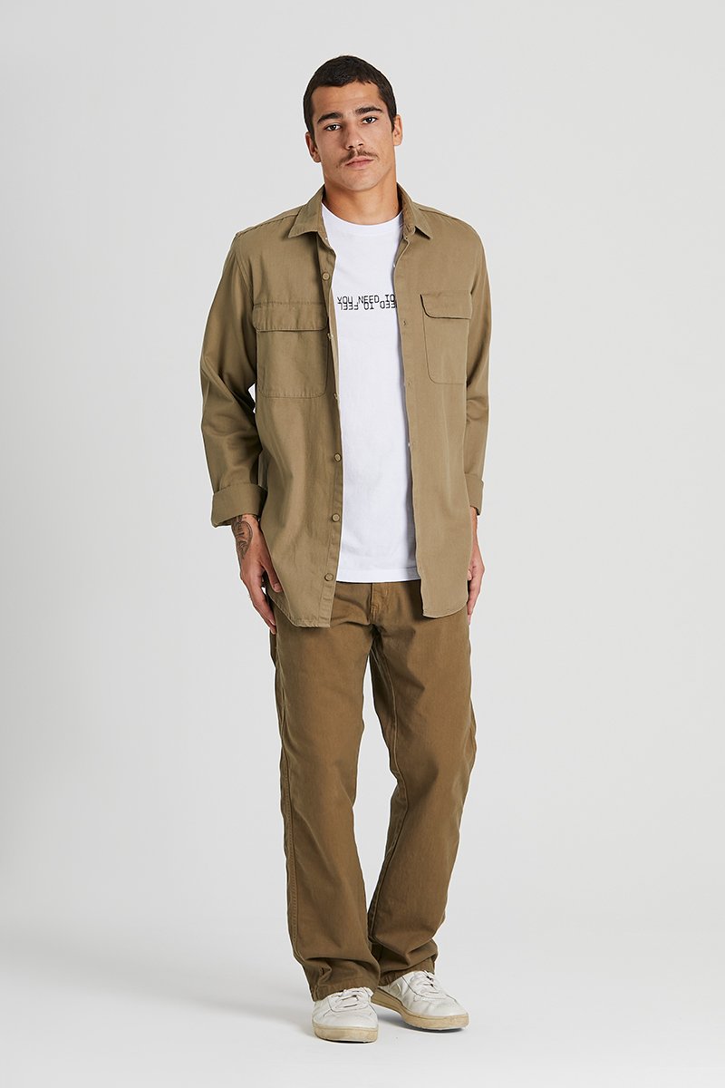 01 camisa ml flanela areia