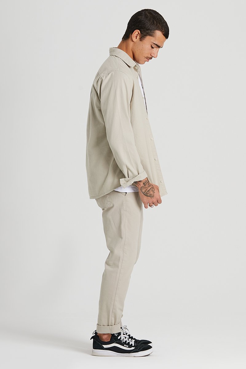 06 camisa ml flanela areia