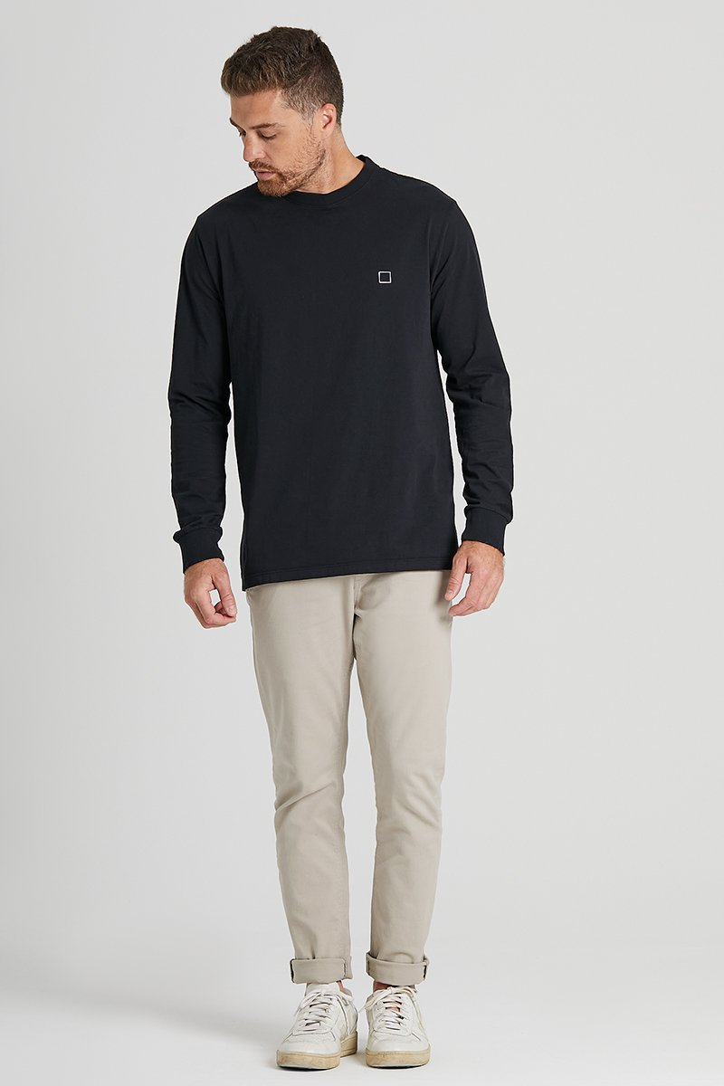 02 manga longa co preto