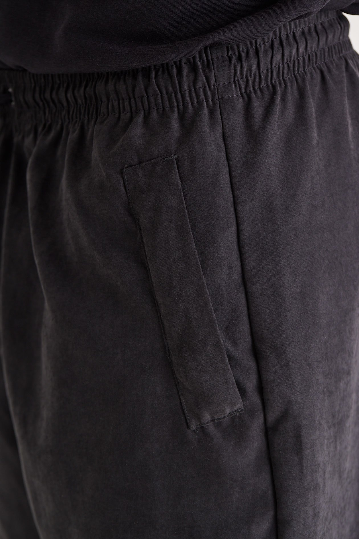 03 calca nylon norse