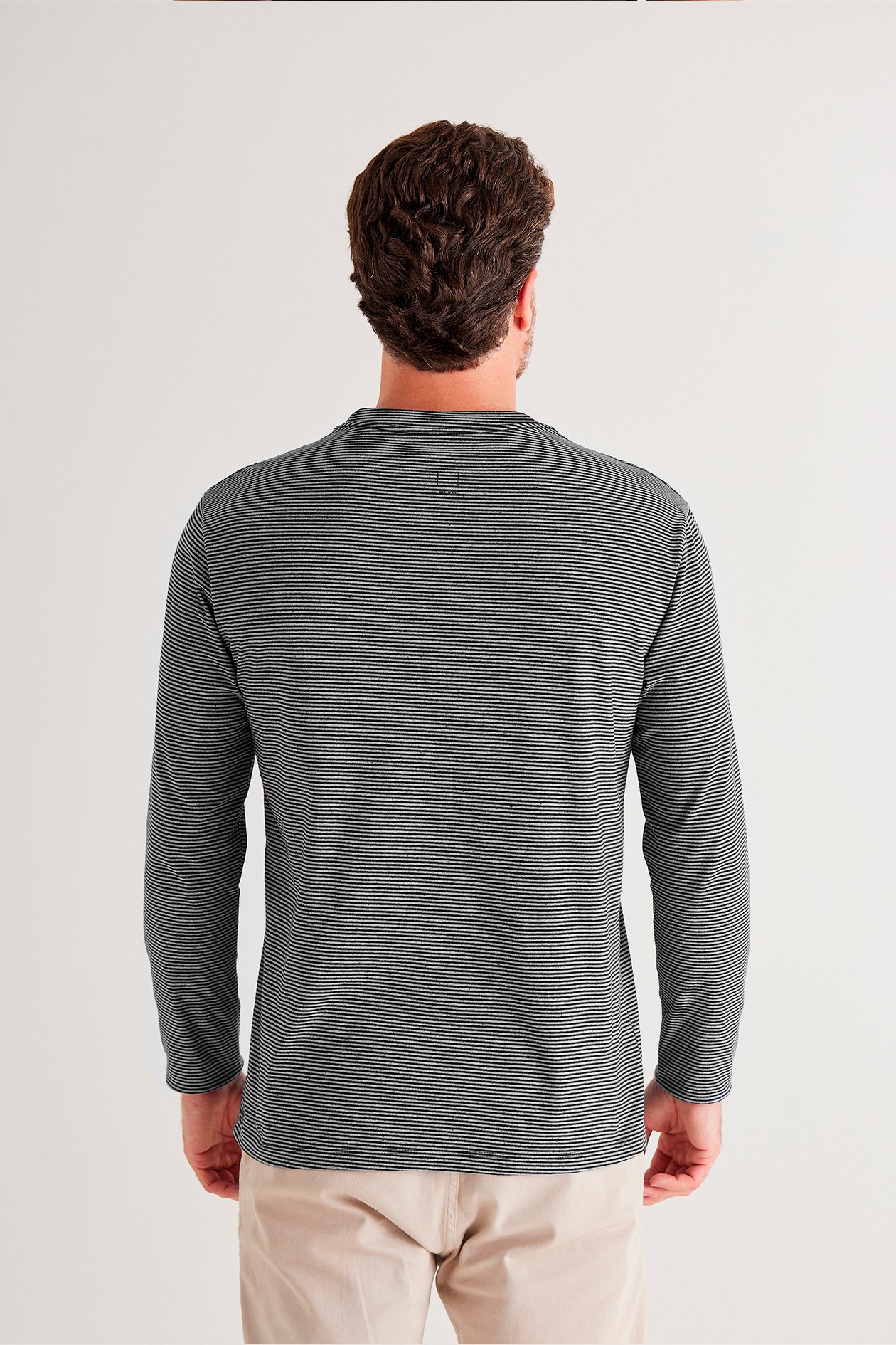 05 manga longa lines