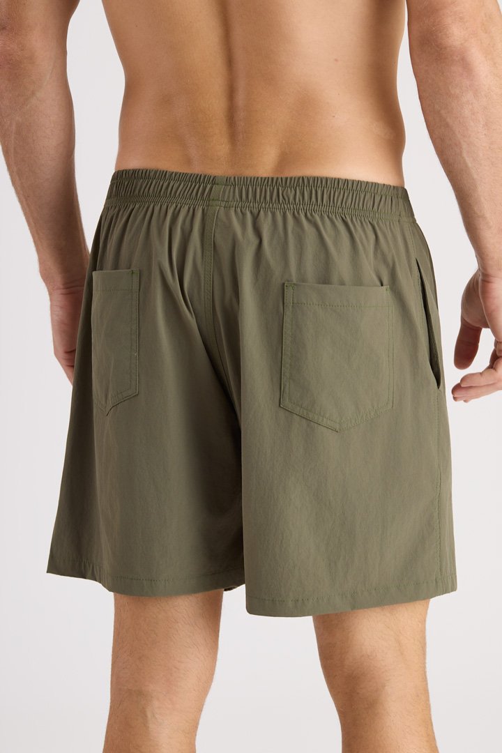 04 shorts poliamida strech